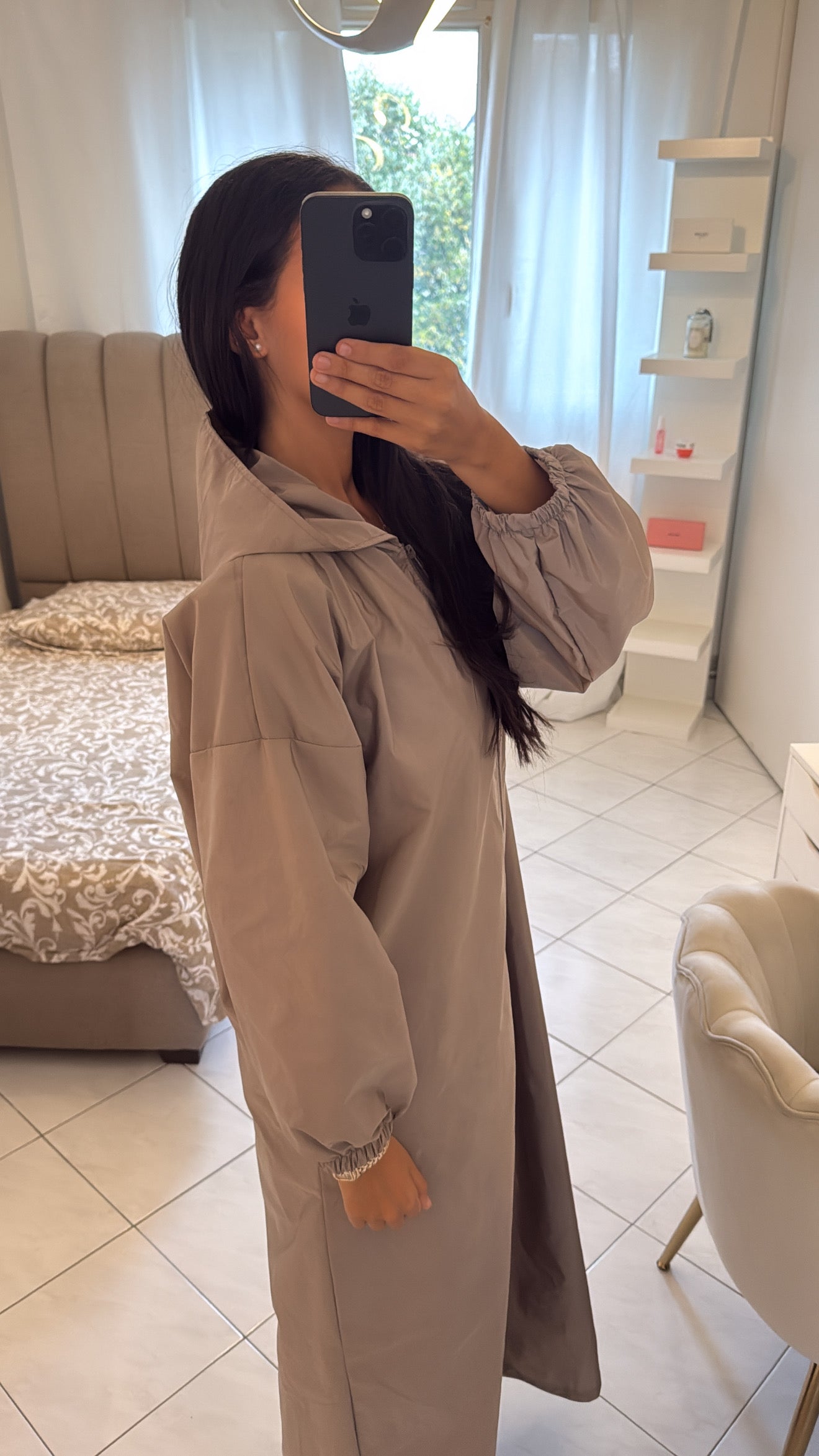 Veste imperméable à capuche taupe