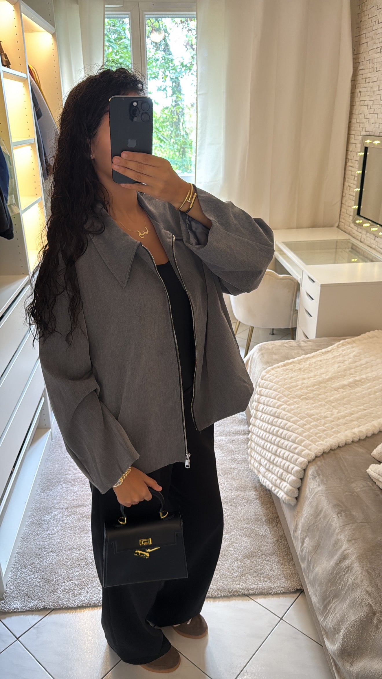 Bombers gris
