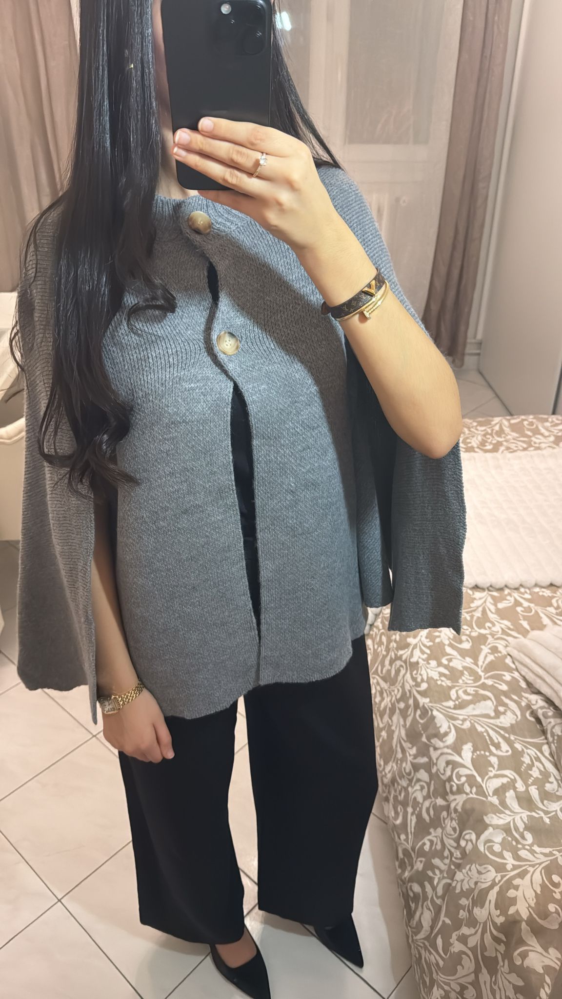 Cape sans manche en laine gris