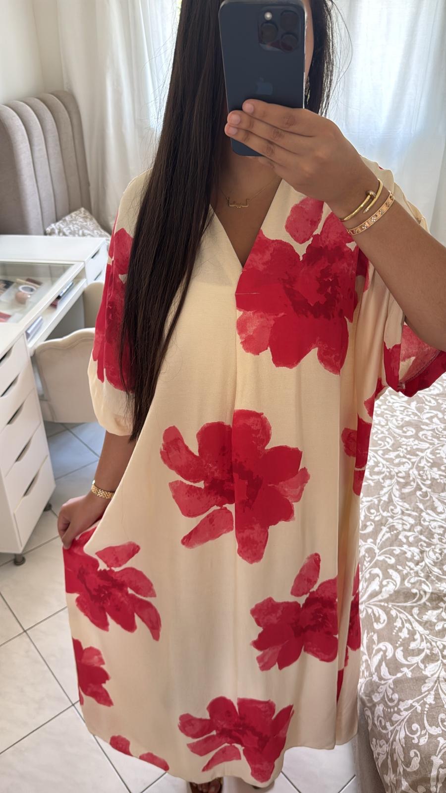 Robe florale rouge