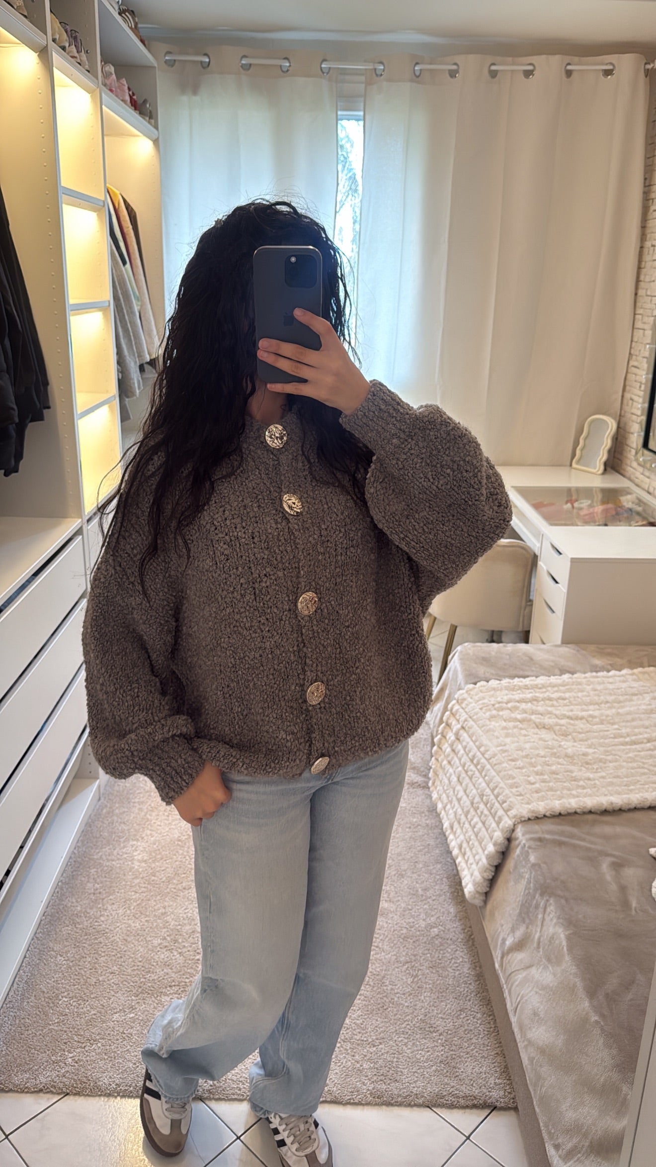 Haut boutonné taupe