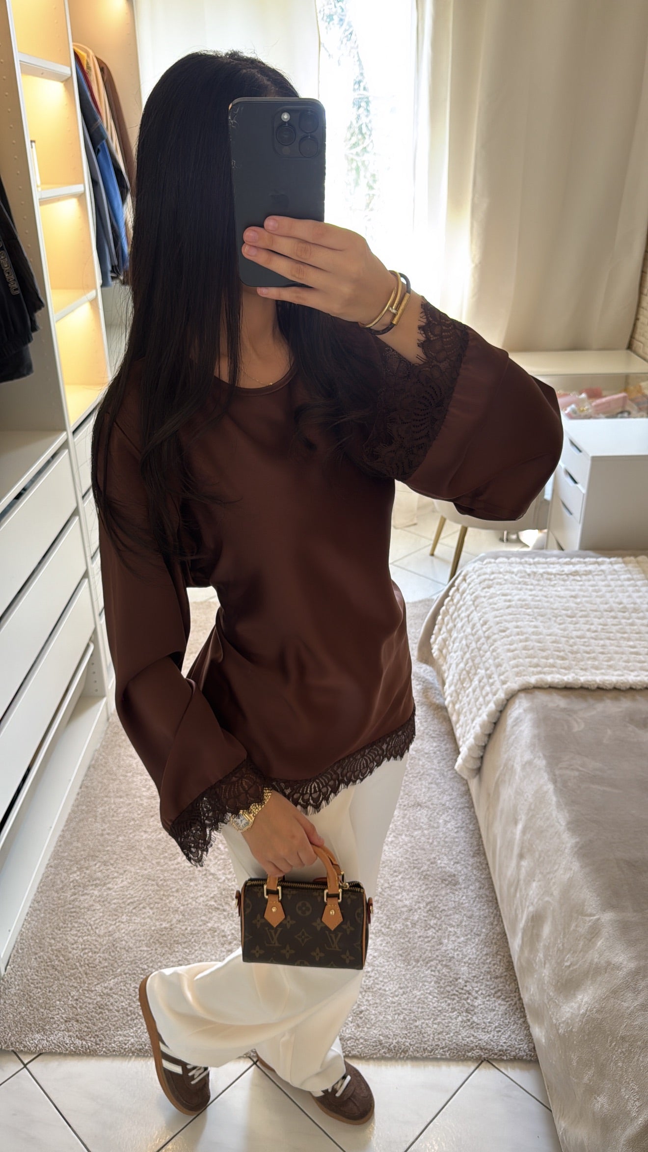 T-shirt à dentelle marron